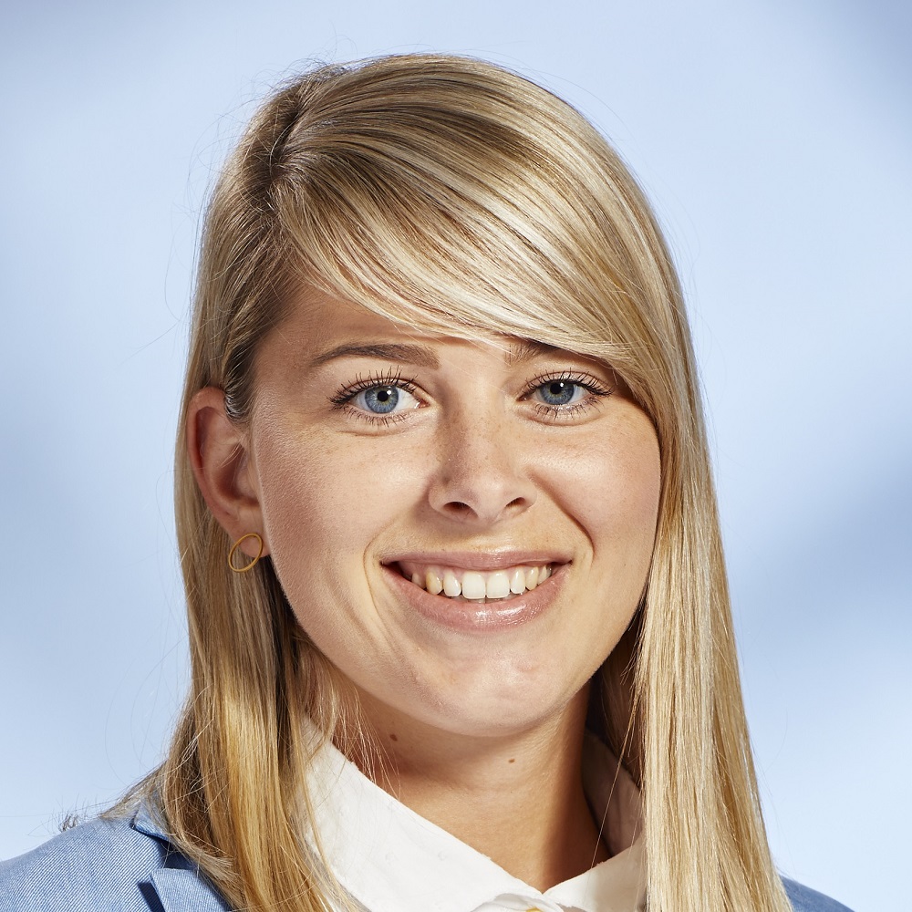 absolventin wirtschaftsingenierwesen